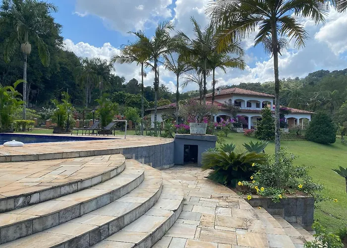 Espaço Eslovaquia - Casarão com Piscina, Paz e Conexão com a Natureza
